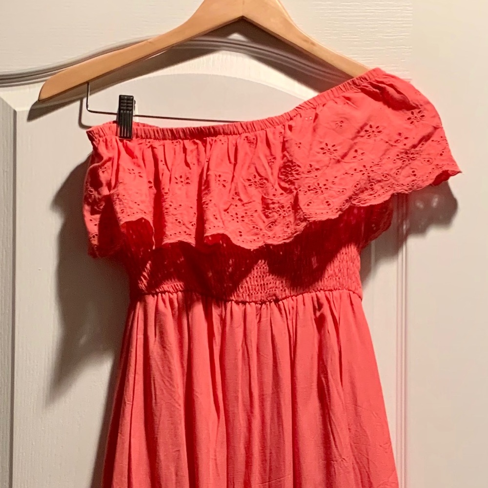 One shoulder dress